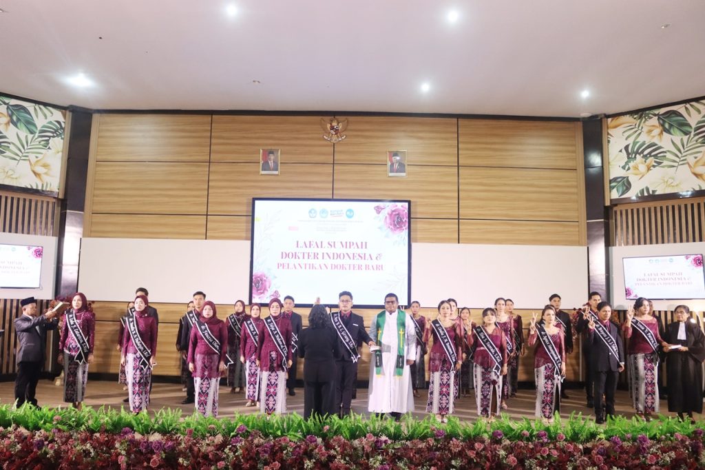 Pengambilan Sumpah dan Pelantikan Dokter Baru FK Unpatti